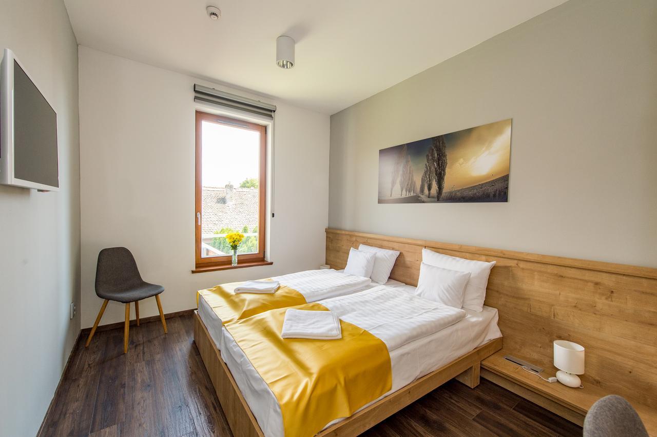 Pilvax Hotel Superior 컬로처 외부 사진