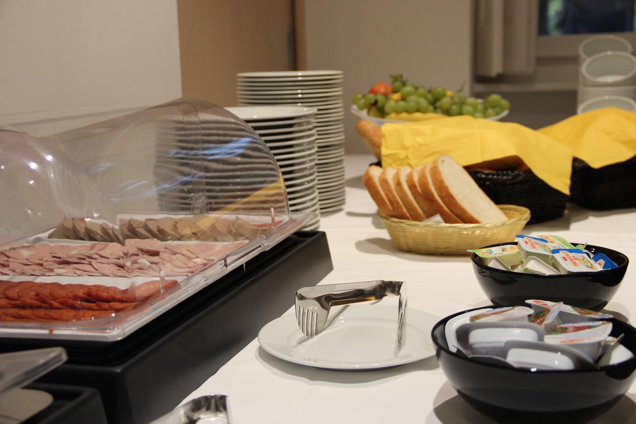 Pilvax Hotel Superior 컬로처 외부 사진